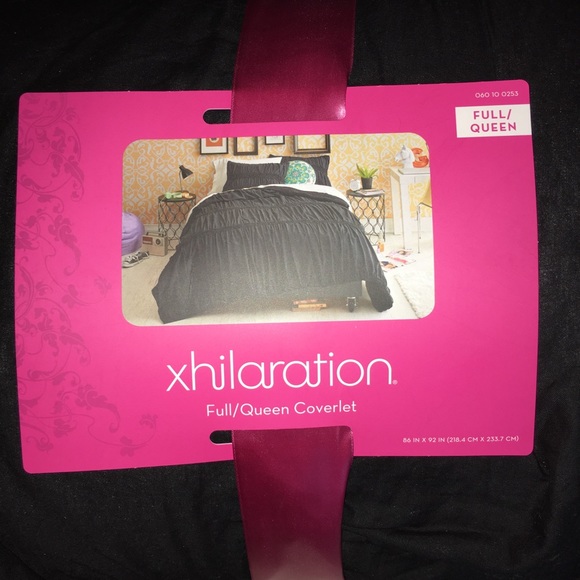 Only 1 left NEW Full/Queen coverlet - Picture 2 of 3